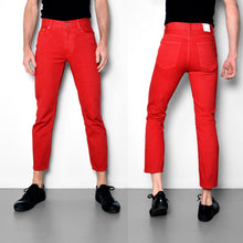 Load image into Gallery viewer, HEN RED